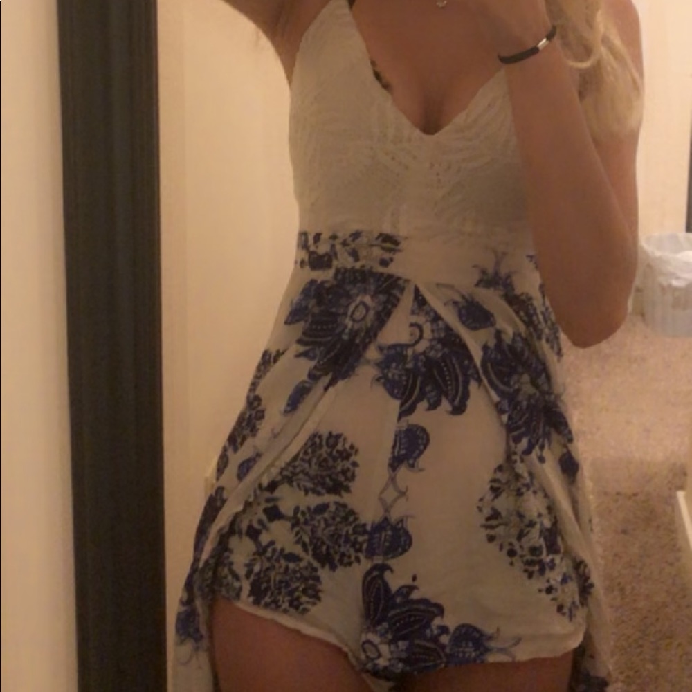 Flowy cute romper 🦋